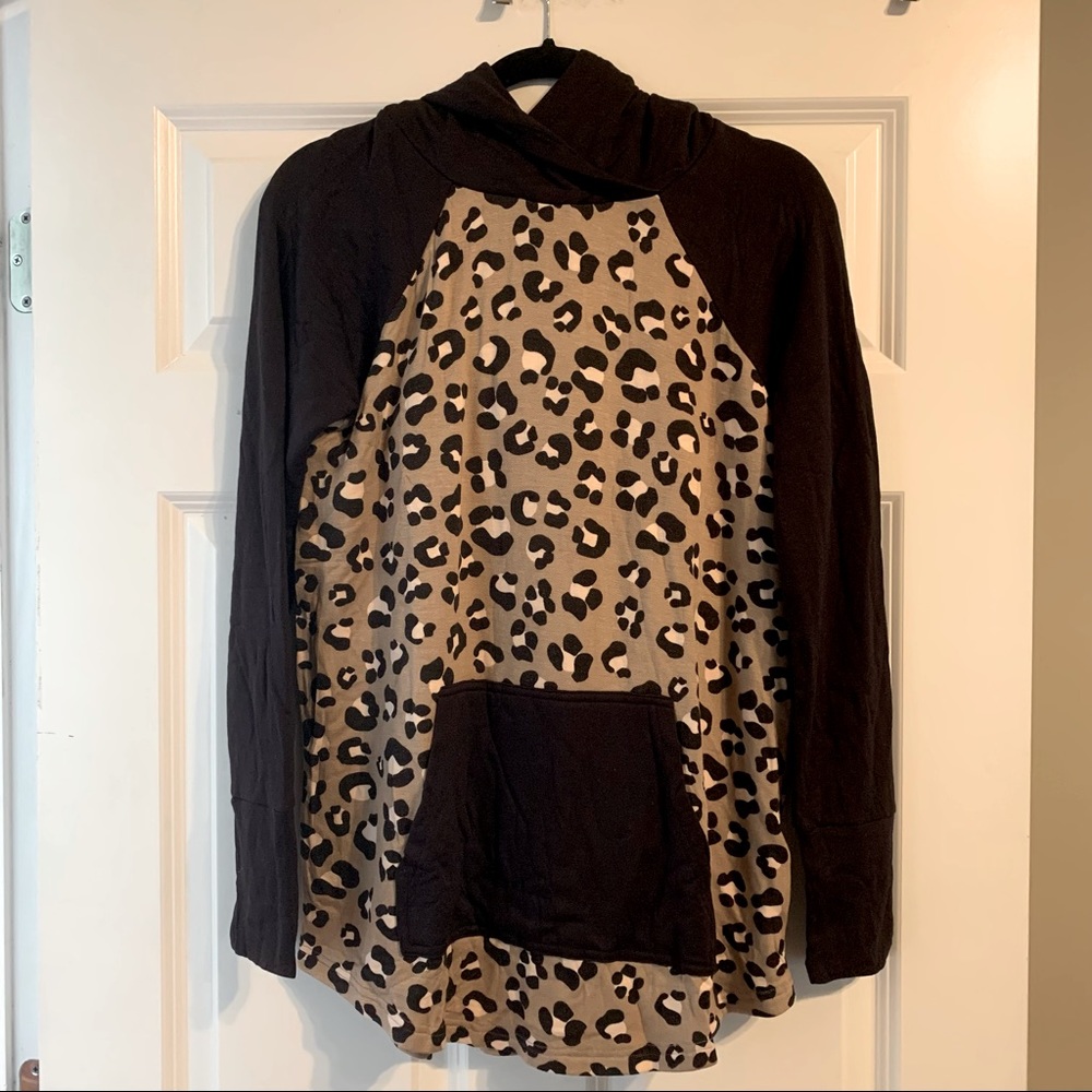 BNWT LuLaRoe Amber Hoodie